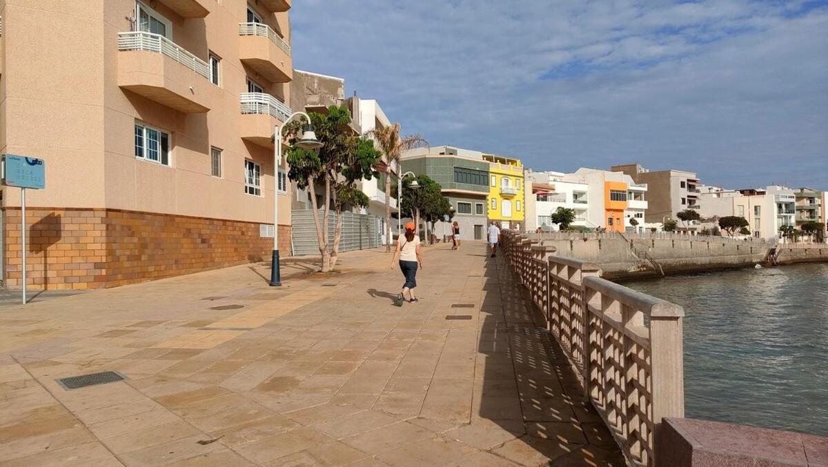 Sunny Winter Arinaga Apartment Exterior photo